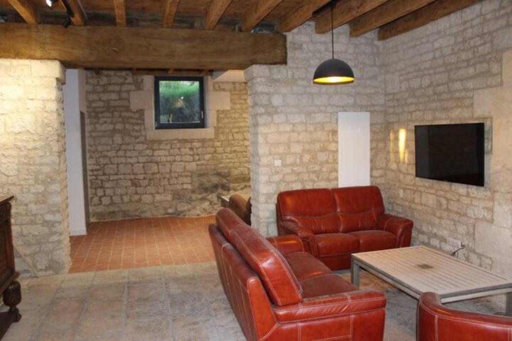 Chateau Des Loups - Les Cedres Bleus Echire Kültér fotó